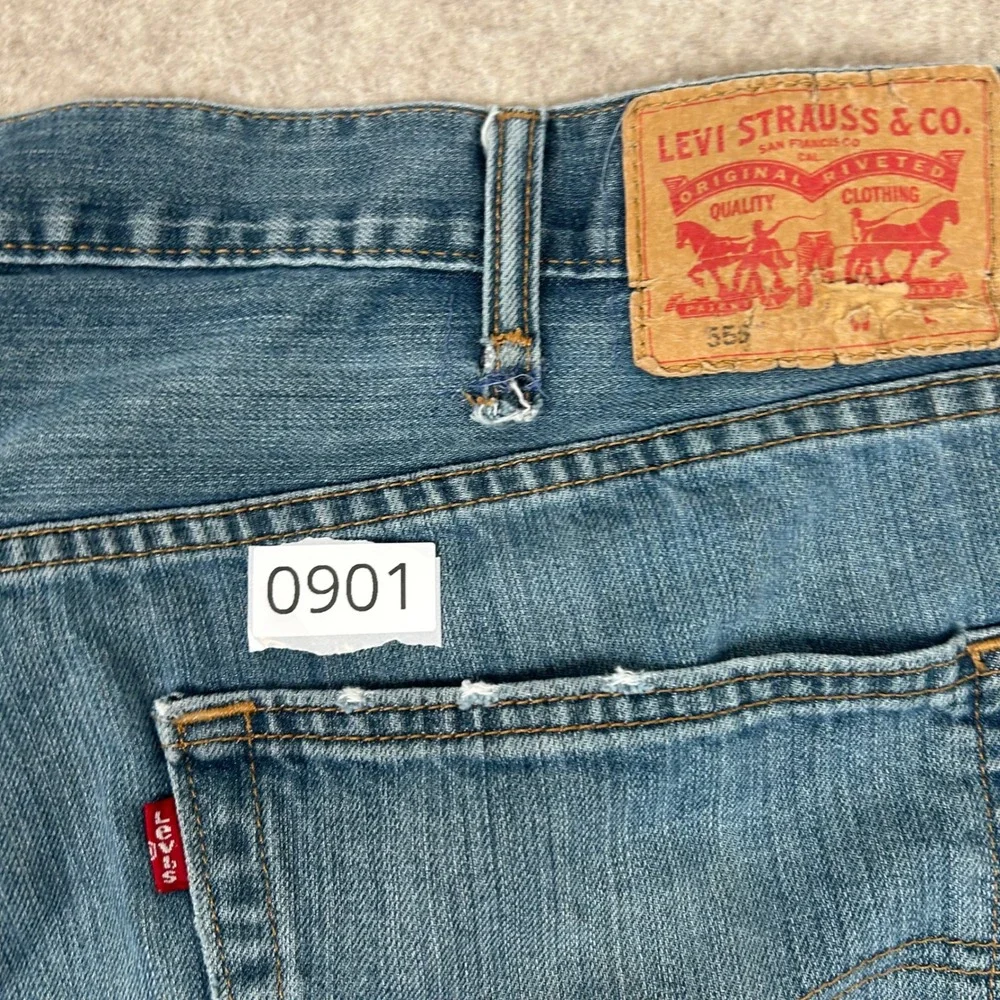 Levis 559‎ Relaxed Straight Jeans Mens 44x30 Blue Denim 01559-0733
